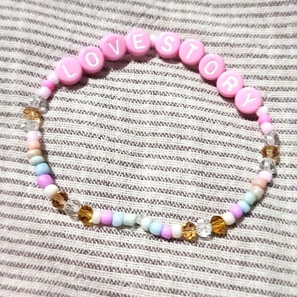 Taylor Swift Friendship Eras Tour Bracelet - Picture 1 of 2